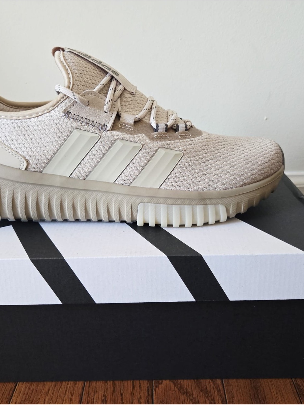 Adidas Shoes Men’s Kaptir 4.0 Size US 8